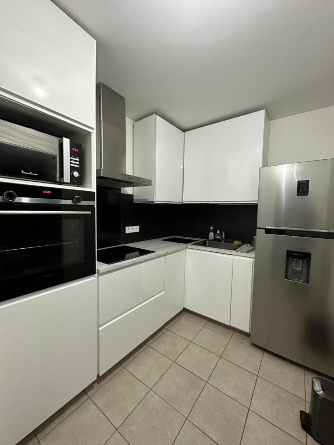 Logement La Courneuve-Aubervilliers Rerb מראה חיצוני תמונה